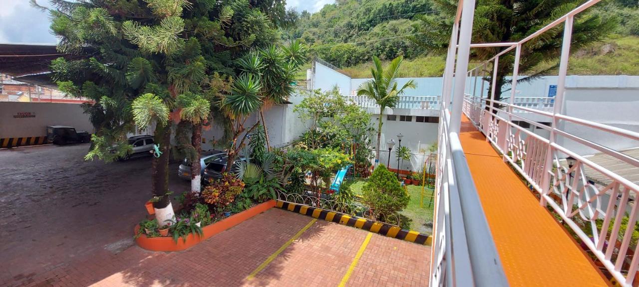 Hotel Emperador Barbosa  Exterior foto